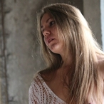 Henna - Escort duo à Cap-Santé Profil de Henna, 34 ans, Escort duo à Cap-Santé (Québec)